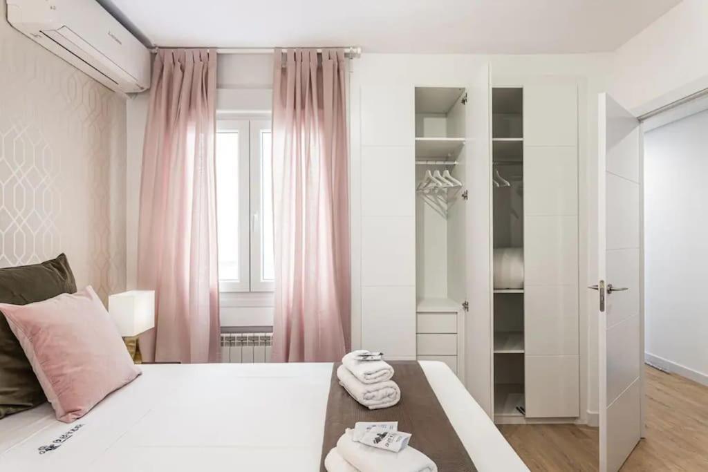 Nice Apartment Near Gran Via Val27 Madri Exterior foto