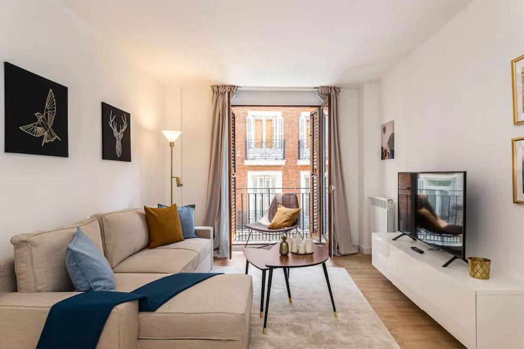 Nice Apartment Near Gran Via Val27 Madri Exterior foto